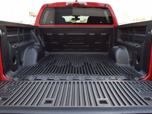 Used 2020 Chevrolet Colorado LT RWD image 53