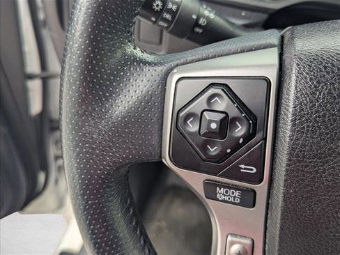 Used 2018 Toyota 4Runner SR5 RWD image 11