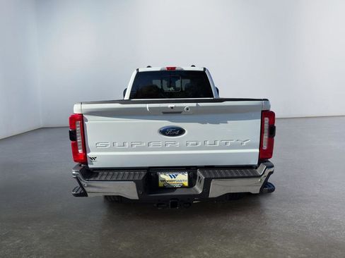 New 2026 Ford F350 Lariat w/ FX4 Off-Road Package image 11