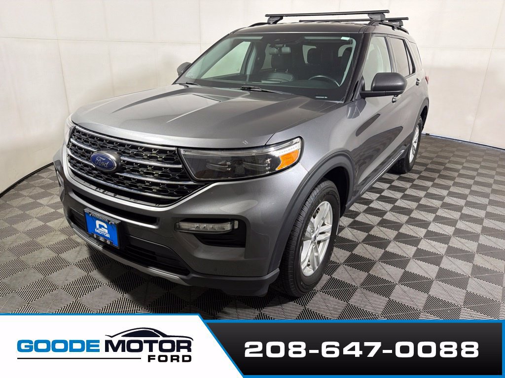 Used 2023 Ford Explorer XLT w/ Equipment Group 202A AWD/4WD image 4