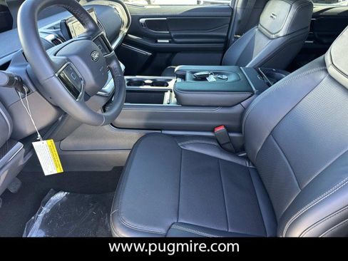 New 2026 Ford Expedition Max Platinum w/ Stealth Appearance Package image 9