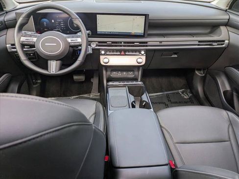Used 2026 Hyundai Tucson Limited AWD/4WD image 18