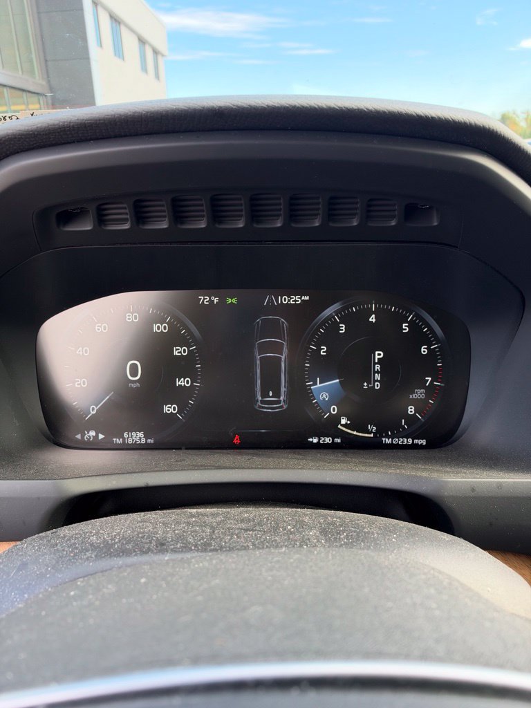 Used 2021 Volvo XC90 T6 Momentum w/ Climate Package AWD/4WD image 8