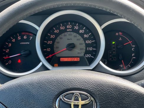 Used 2011 Toyota Tacoma PreRunner RWD image 15