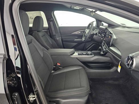 New 2026 Chevrolet Equinox EV LT image 10