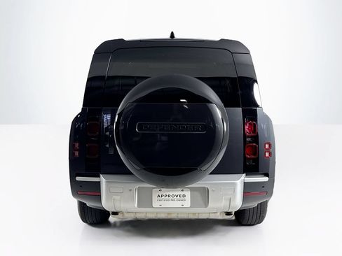 Used 2025 Land Rover Defender 130 S AWD/4WD image 4