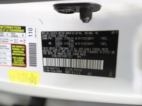 Used 2017 Toyota Sienna LE image 31