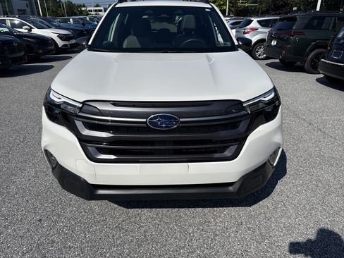 Certified 2026 Subaru Forester Premium AWD/4WD image 9