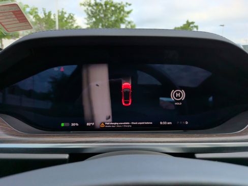 Used 2023 Tesla Model S AWD/4WD image 14
