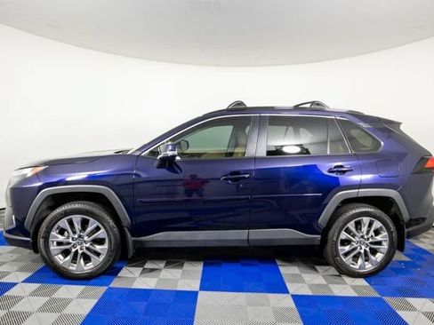 Used 2025 Toyota RAV4 XLE Premium FWD image 5