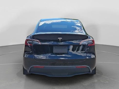 Used 2021 Tesla Model Y Long Range AWD/4WD image 5