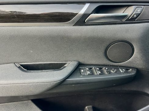 Used 2017 BMW X3 sDrive28i image 15