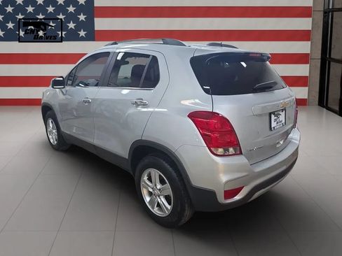 Used 2019 Chevrolet Trax LT w/ LT Convenience Package AWD/4WD image 7