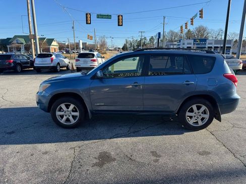 Used 2007 Toyota RAV4 Limited AWD/4WD image 2