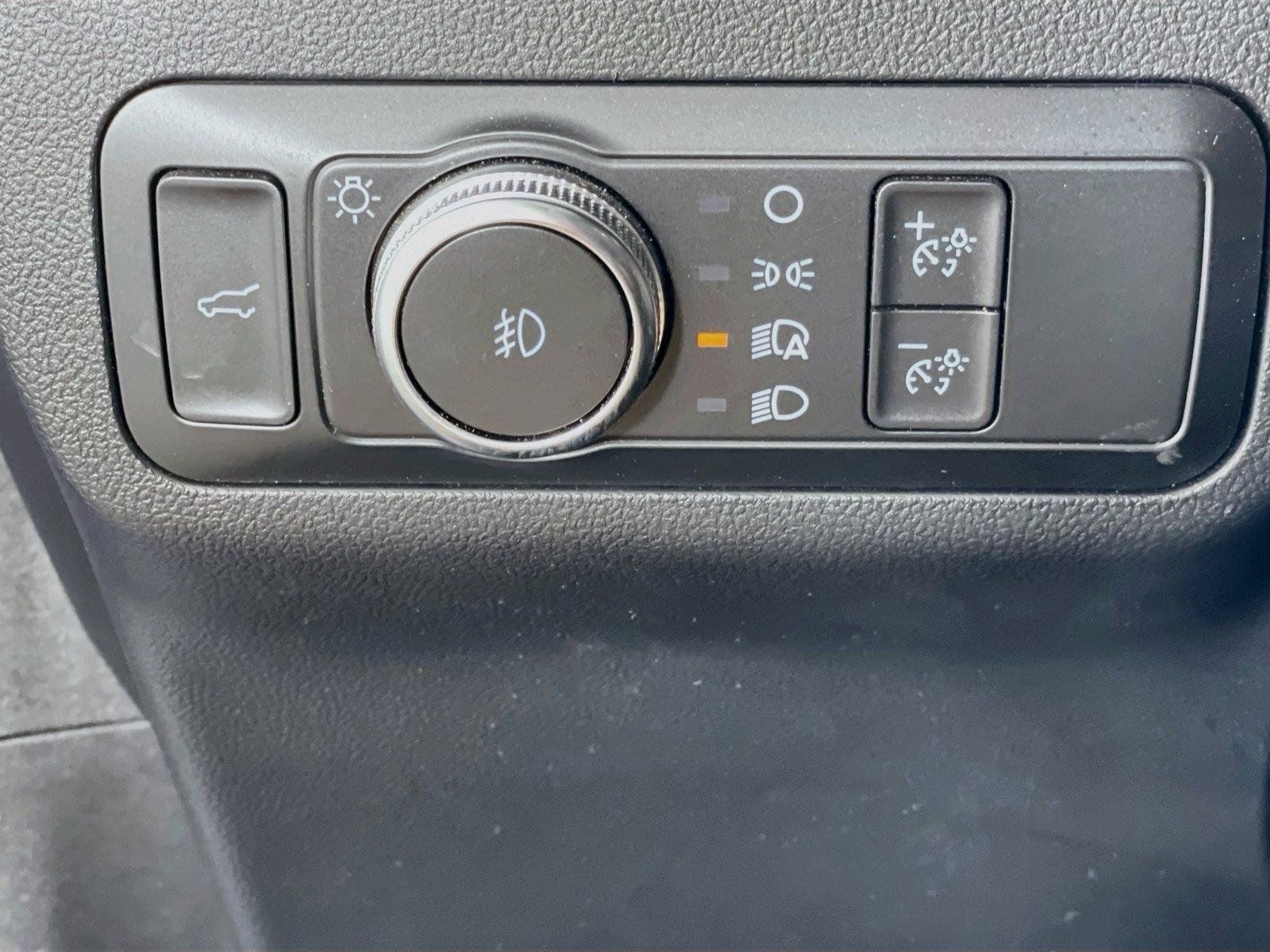 Used 2022 Ford Escape SEL w/ SEL Stealth AWD Package image 13