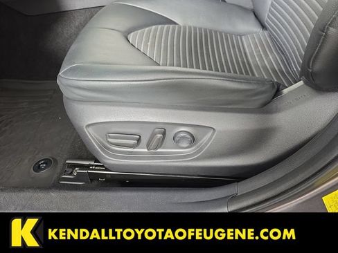 Used 2022 Toyota Camry SE FWD image 24
