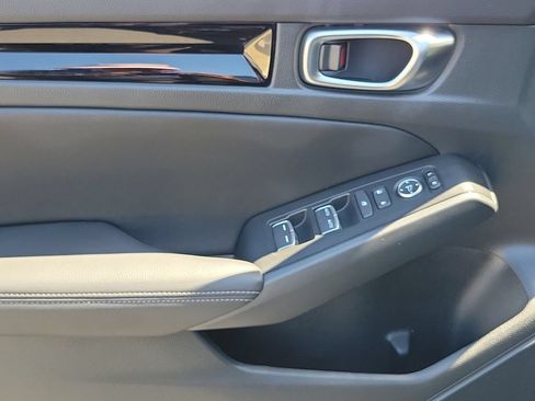 Certified 2024 Honda Civic EX-L image 19