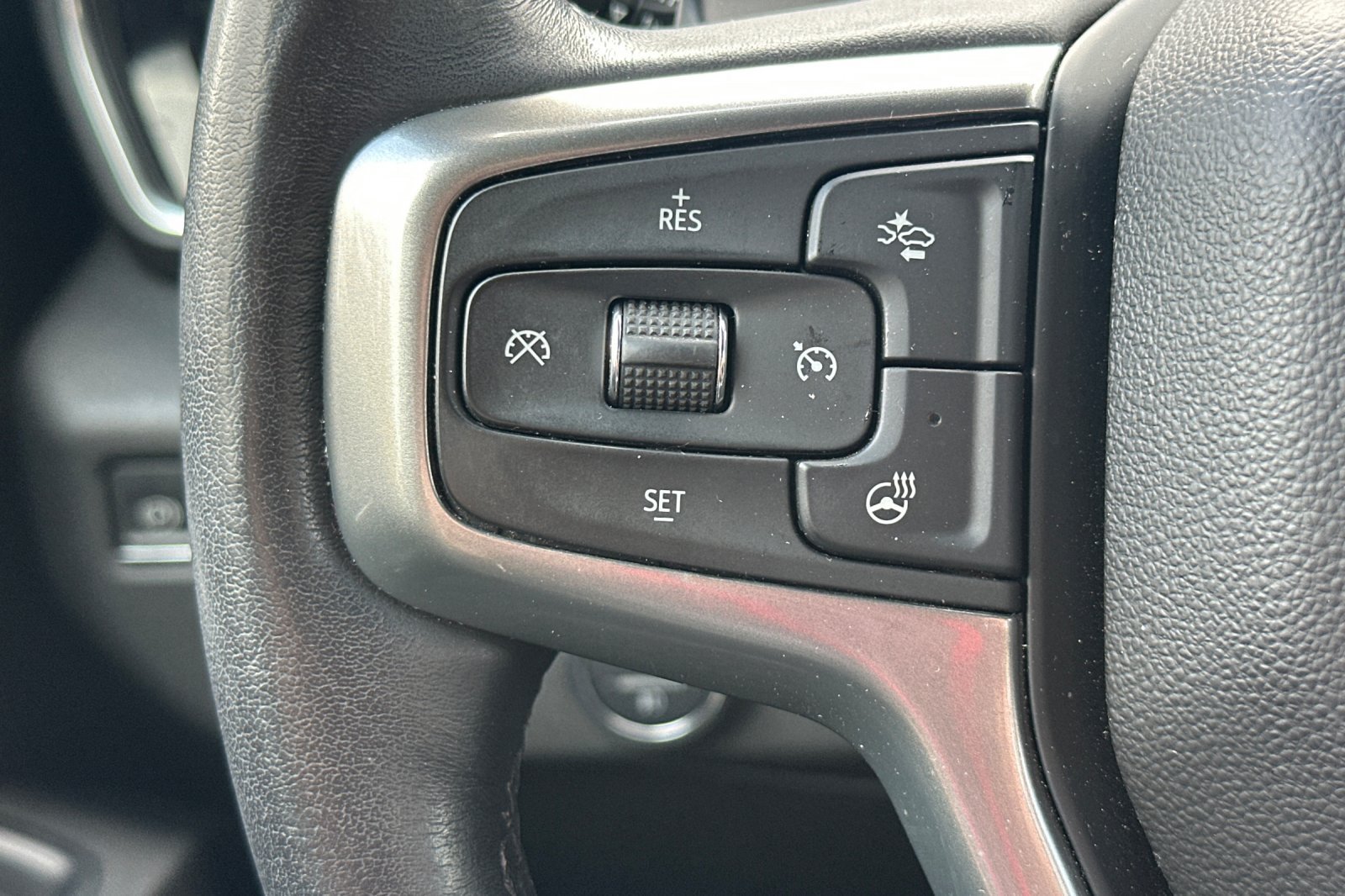 Used 2022 Chevrolet Silverado 1500 RST w/ Protection Package AWD/4WD image 34