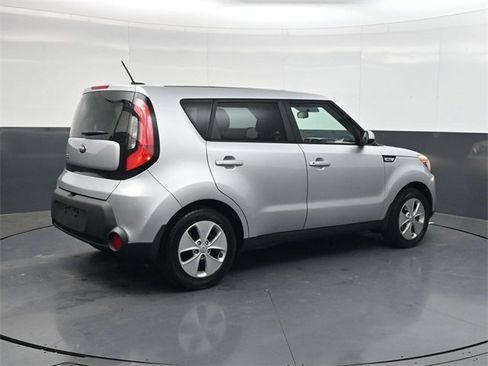 Used 2016 Kia Soul image 4