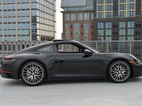 Certified 2024 Porsche 911 Carrera image 9