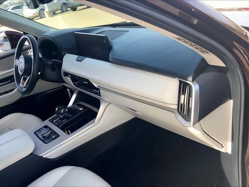 Used 2024 MAZDA CX-90 3.3 Turbo S w/ Premium Package image 19