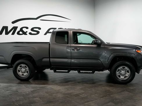 Used 2023 Toyota Tacoma SR RWD image 6
