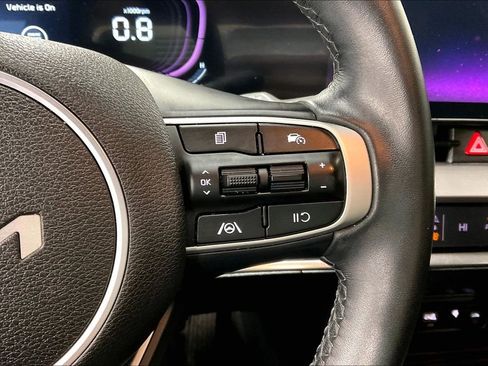 Used 2023 Kia Sportage EX image 24