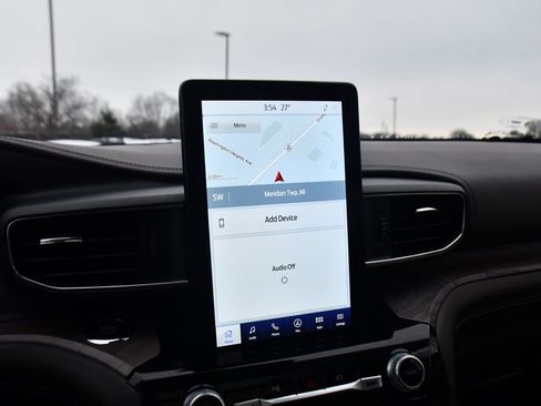 Used 2023 Ford Explorer Platinum w/ Technology Package image 27