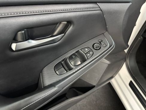 Used 2024 Nissan Sentra SV w/ Trunk Package FWD image 13