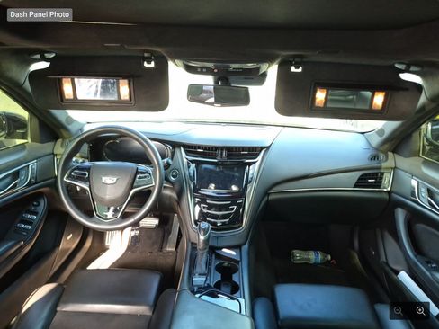 Used 2017 Cadillac CTS V w/ Luxury Package RWD image 8