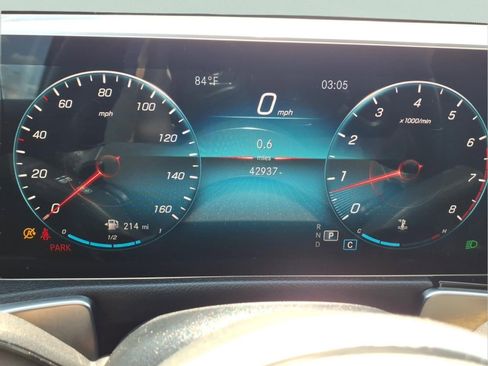 Used 2021 Mercedes-Benz GLB 250 4MATIC image 16