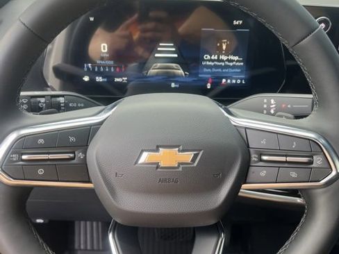 New 2026 Chevrolet Equinox LT w/ Convenience Package II image 28