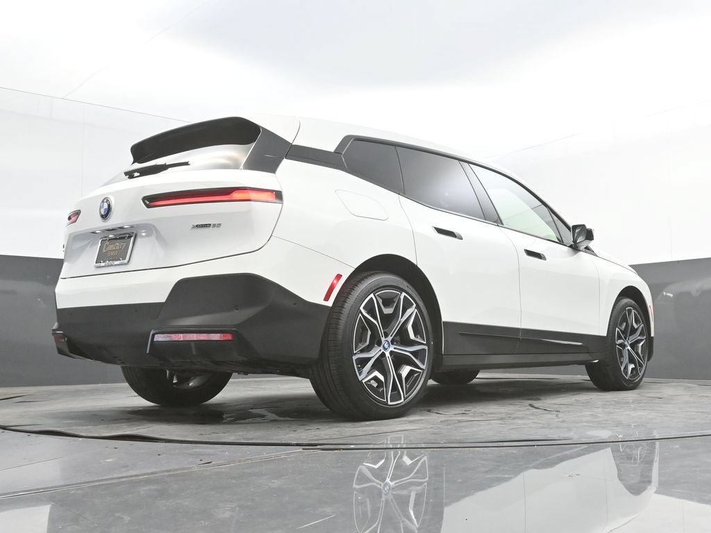 Certified 2024 BMW iX xDrive50 w/ Premium Package AWD/4WD image 45