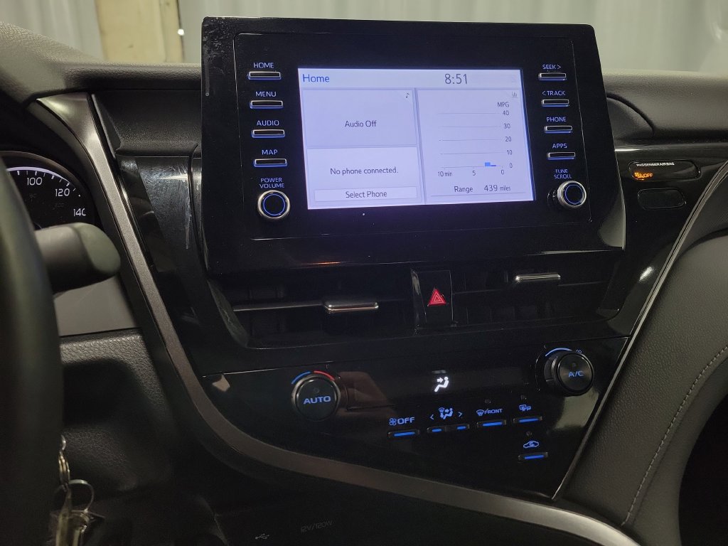 Used 2024 Toyota Camry SE FWD image 17