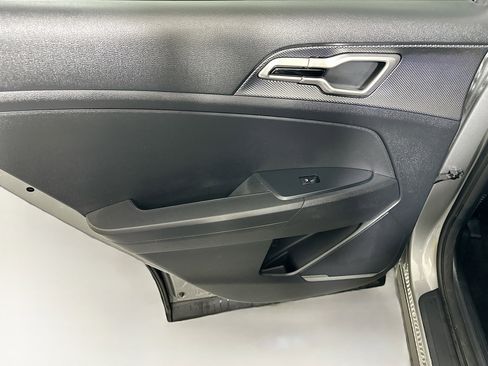 Used 2025 Kia Sportage LX image 24