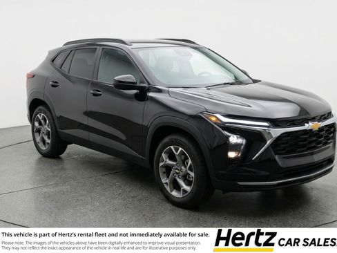 Used 2025 Chevrolet Trax LT w/ LT Convenience Package image 1