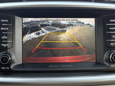 Used 2019 Kia Sorento EX image 25