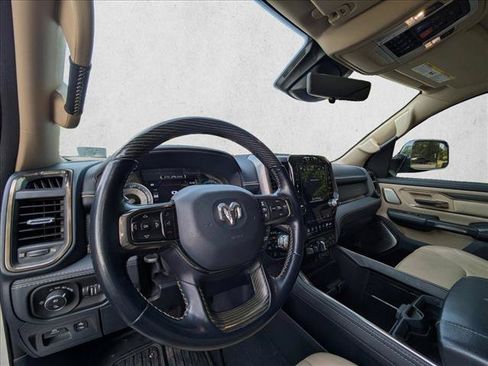Used 2021 RAM 1500 Limited AWD/4WD image 10