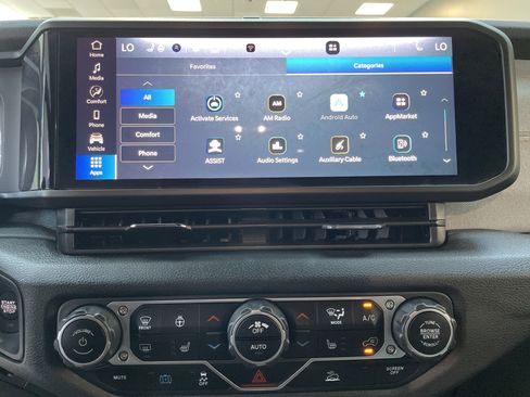 Used 2025 Jeep Wrangler Sport S w/ Convenience Group image 25