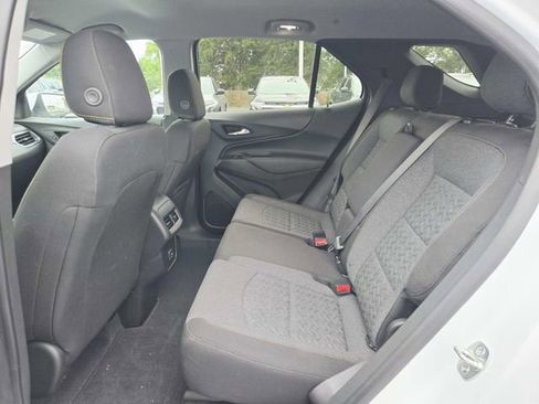 Used 2023 Chevrolet Equinox LT FWD image 9