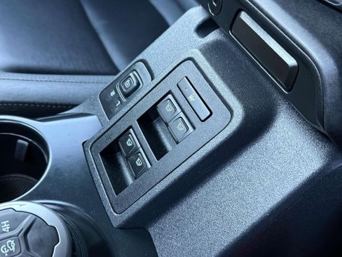 Used 2024 Ford Bronco Big Bend image 13