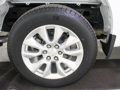 Used 2023 Chevrolet Silverado 1500 Custom image 19