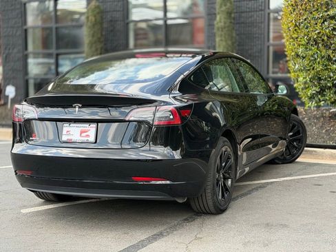 Used 2023 Tesla Model 3 Standard Range image 12