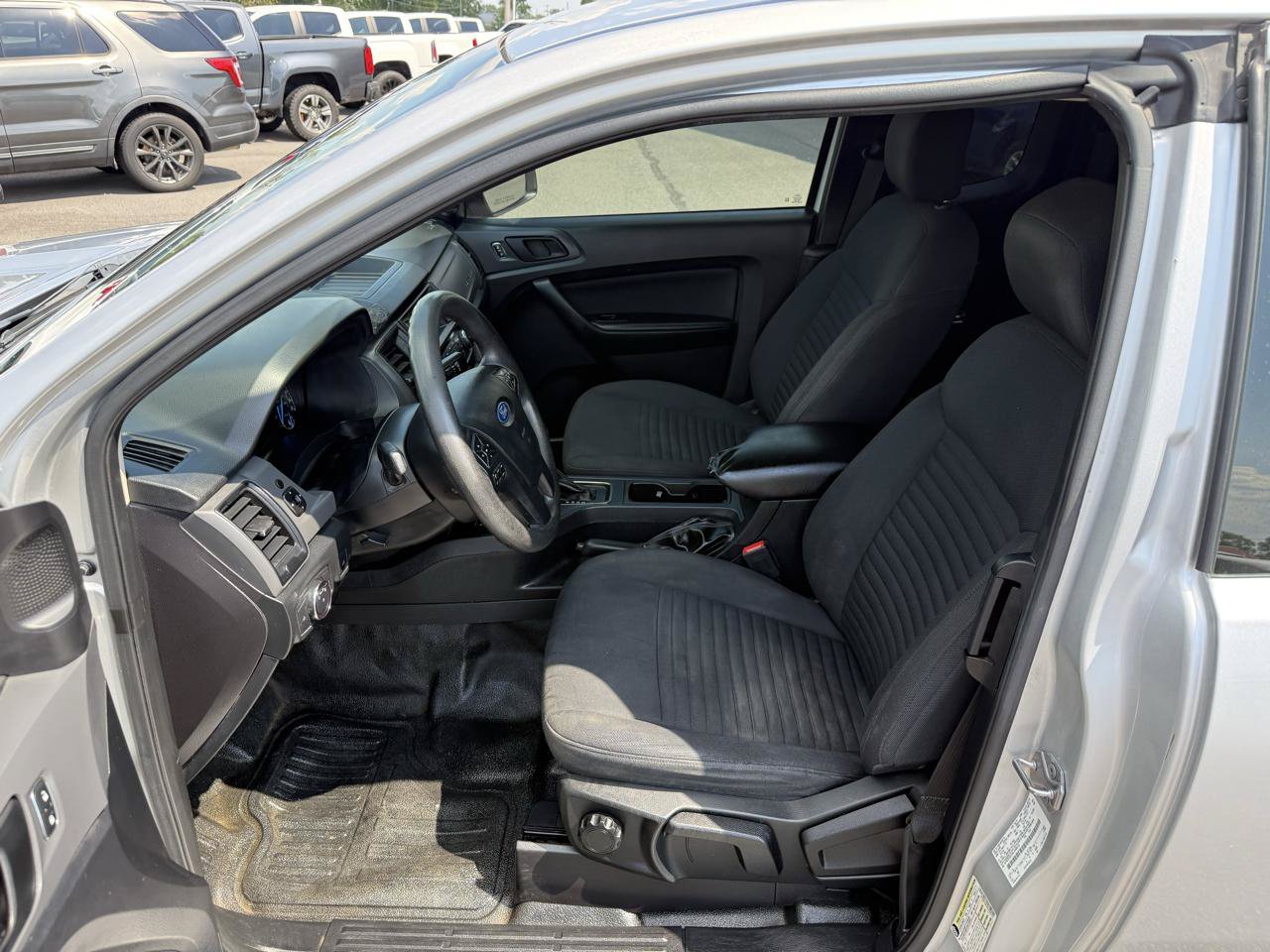 Used 2019 Ford Ranger XL w/ Equipment Group 101A Mid RWD image 12