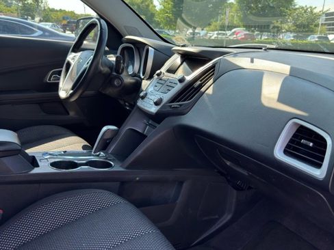 Used 2012 Chevrolet Equinox LT w/ Driver Convenience Package image 3