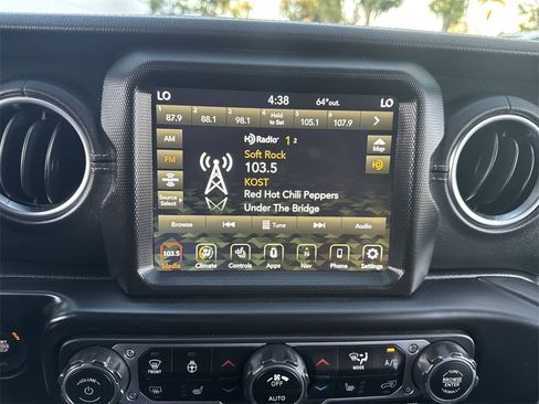 Used 2021 Jeep Wrangler Unlimited Sahara w/ Cold Weather Group image 12