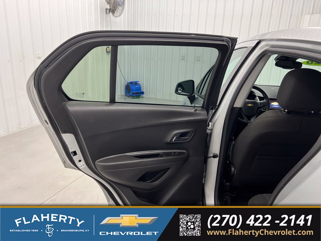 Used 2020 Chevrolet Trax LS w/ Tint and Cruise Package FWD image 10