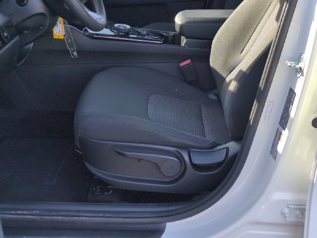 Certified 2023 Kia Sportage LX FWD image 16