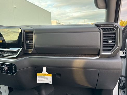 New 2026 GMC Sierra 1500 Elevation AWD/4WD image 23