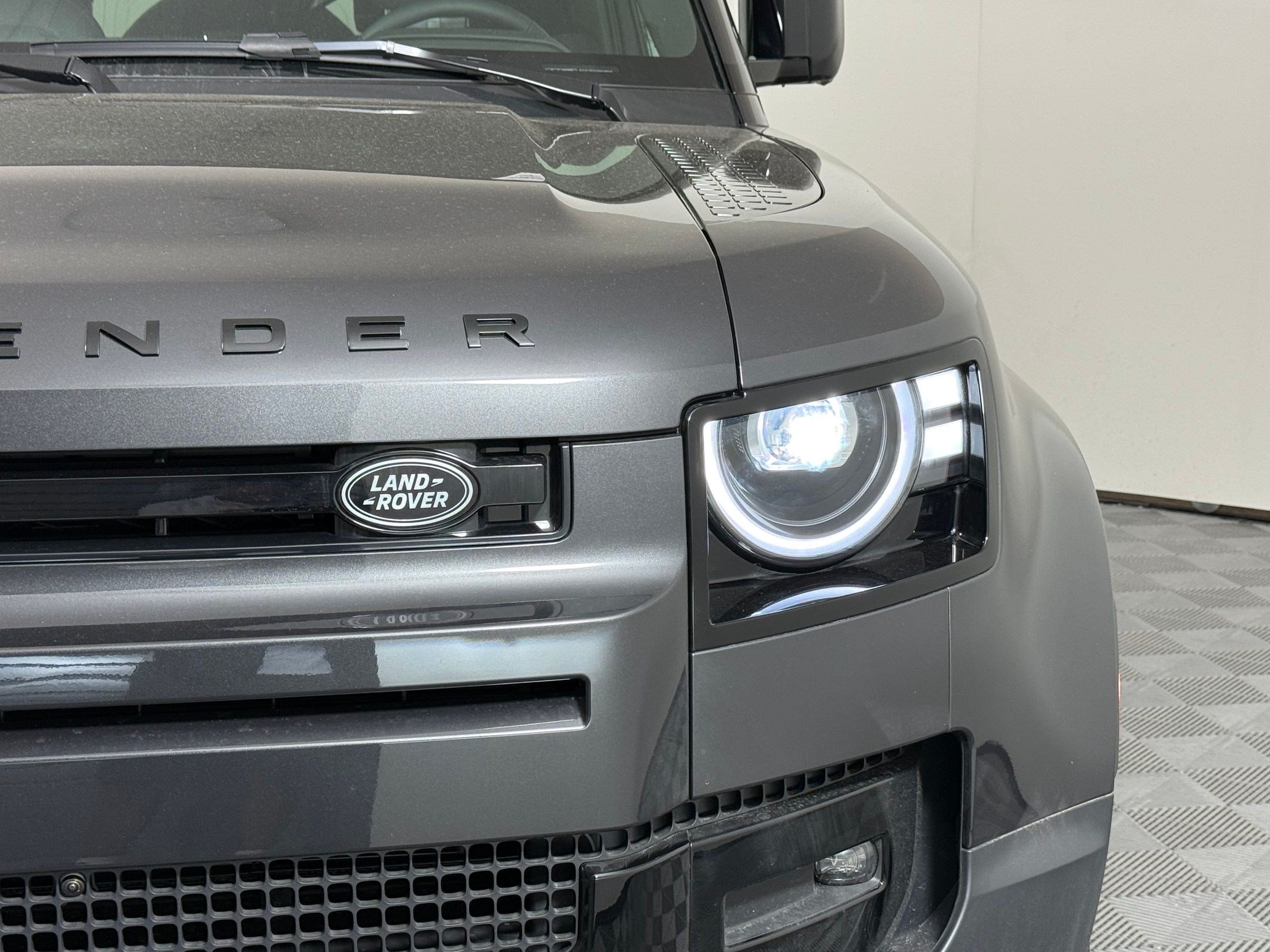 New 2026 Land Rover Defender 110 S AWD/4WD image 12